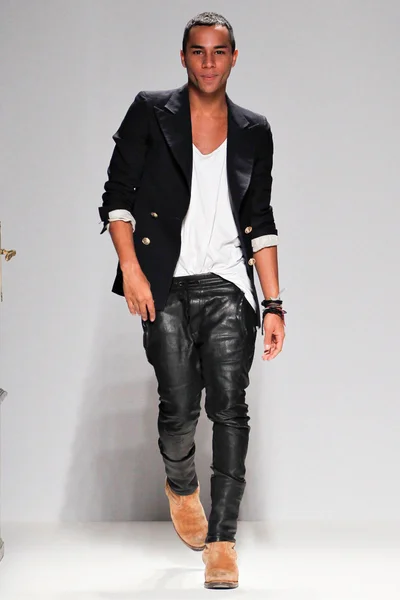 Look 40